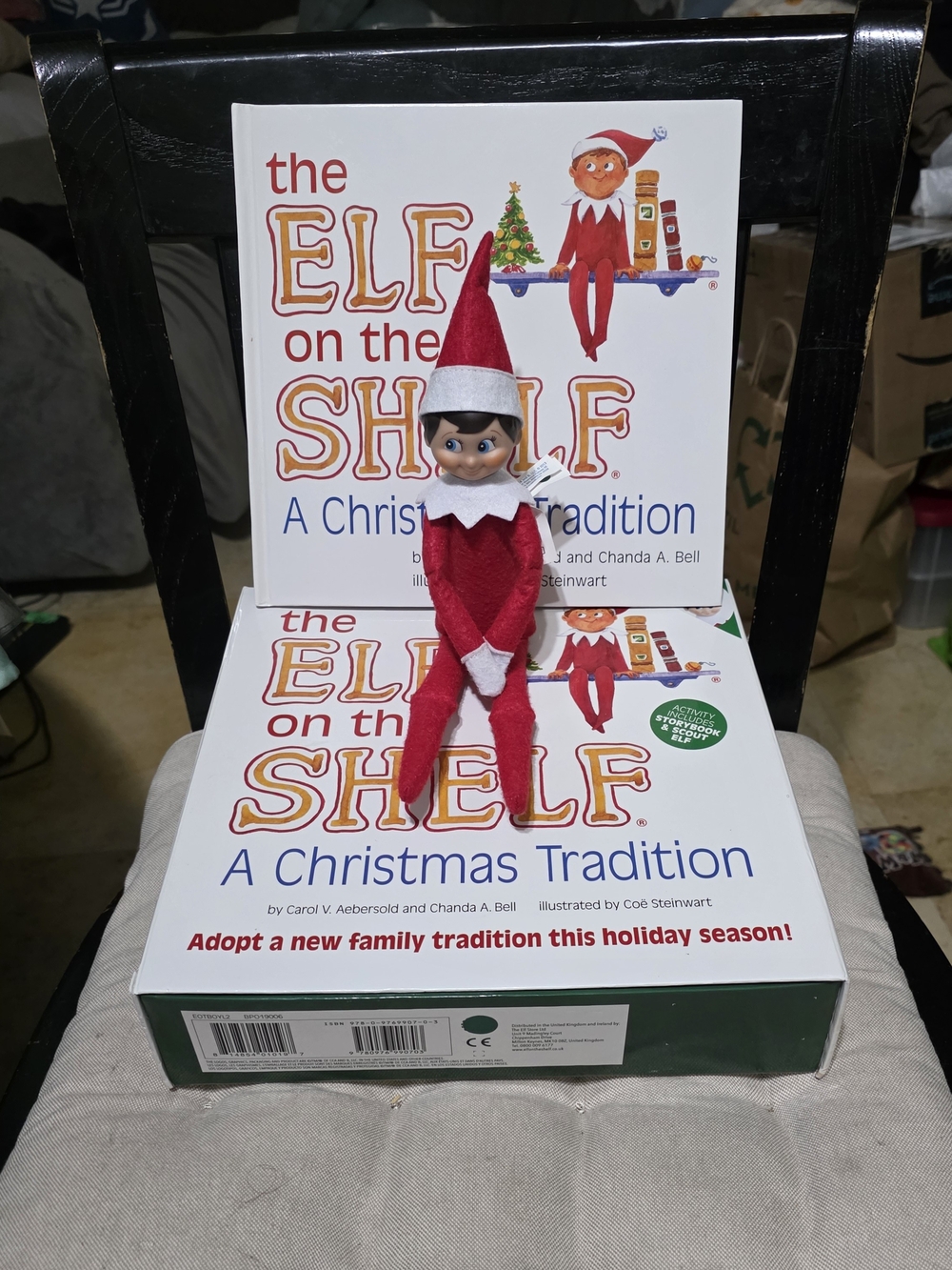 ELF Red and White Classic Elf on the Shelf Doll Used Good Conditions
